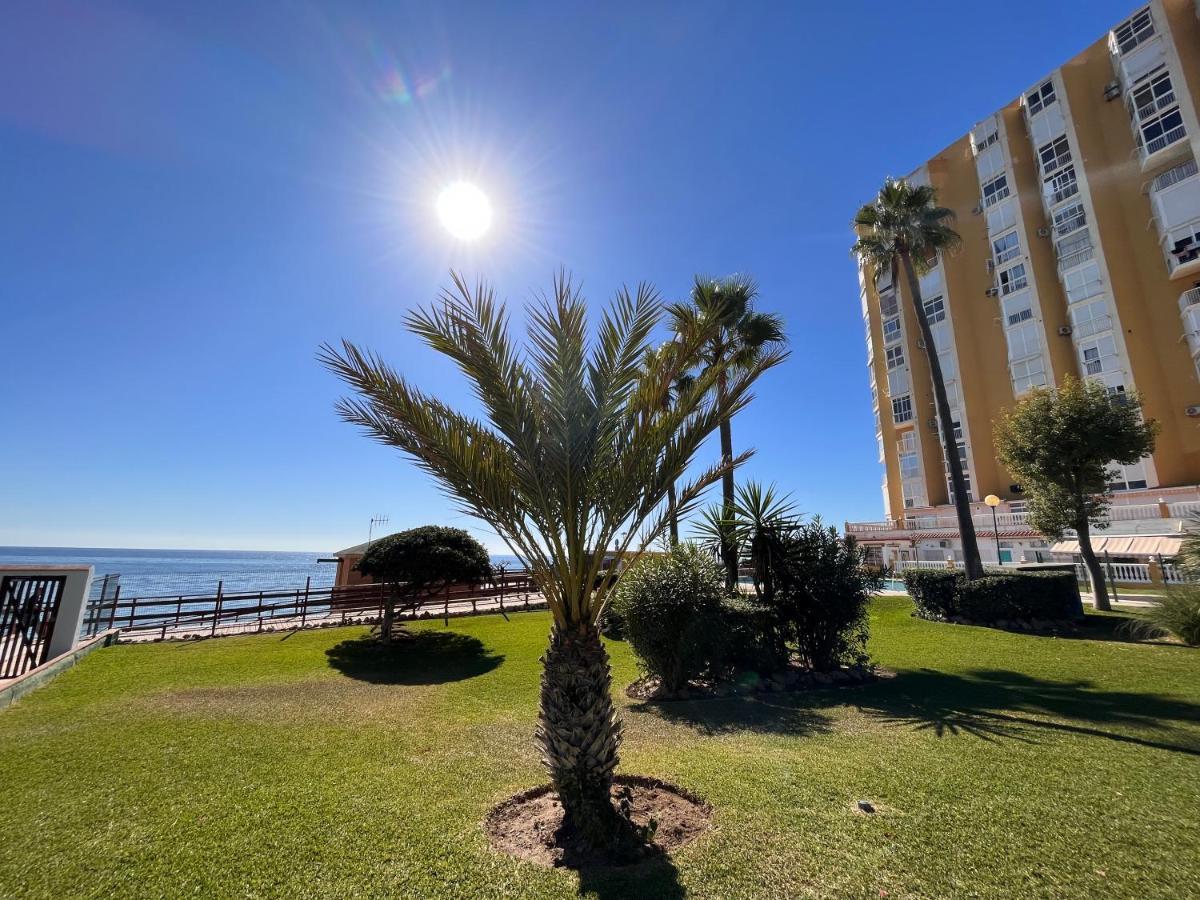 Studio On The Beach Front Málaga Extérieur photo
